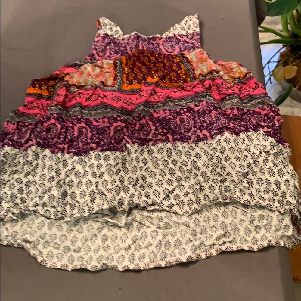 Adorable size 10/12 girls boho high-low top